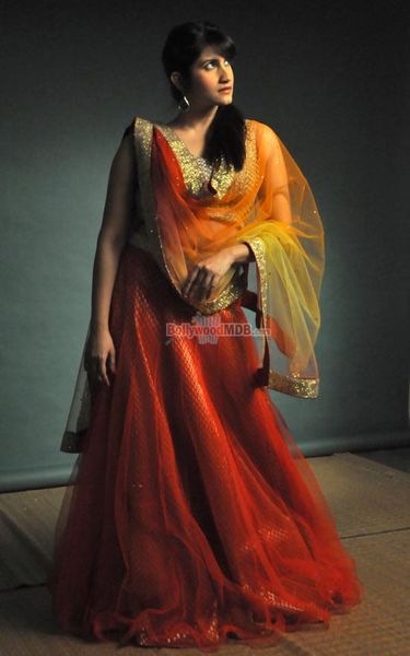 Smily Suri Photo