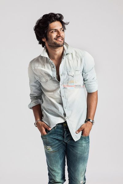 Ali Fazal Photo