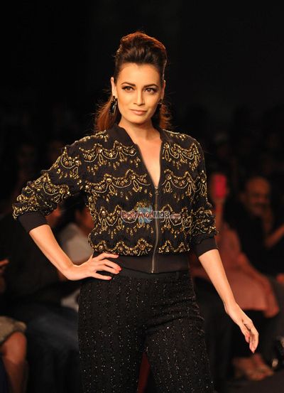 Dia Mirza Photo