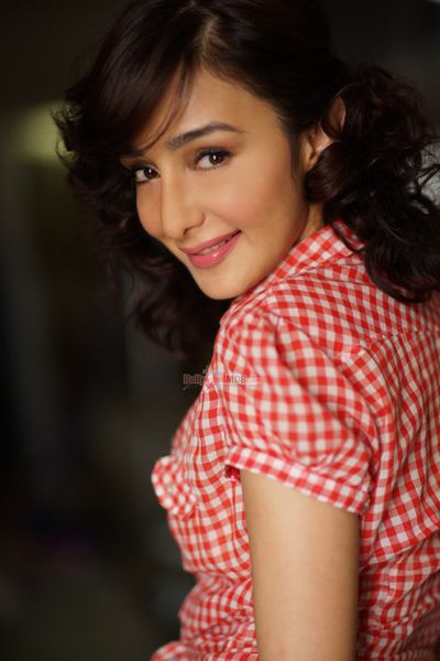 Feryna Wazheir Photo