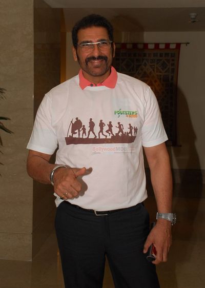 Mukesh Rishi Photo