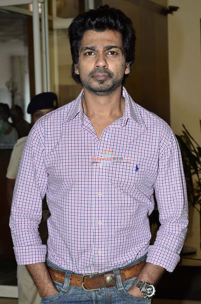 Nikhil Dwivedi Photo