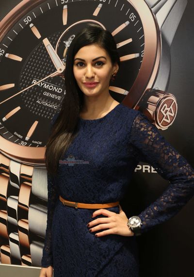 Amyra Dastur Photo