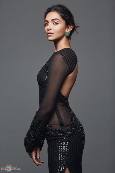 Deepika Padukone Photo