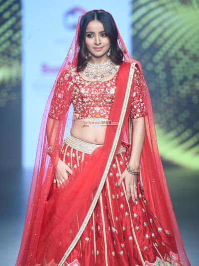 Mahima Makwana Photo