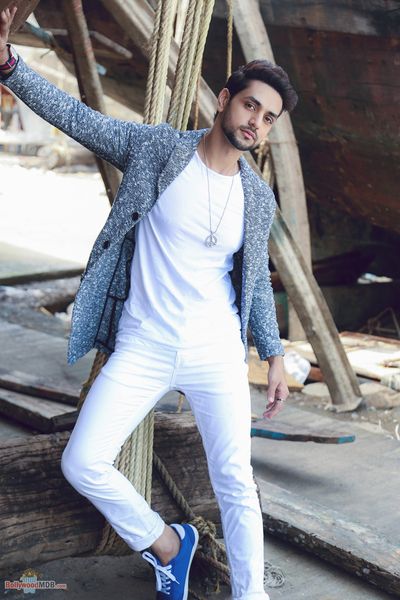 Shakti Arora Photo