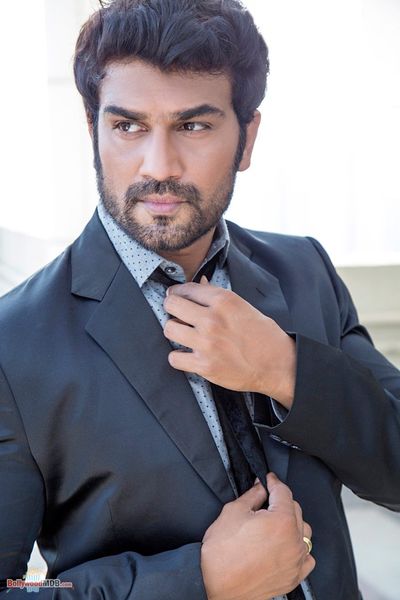 Sharad Kelkar Photo