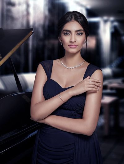 Sonam Kapoor Photo