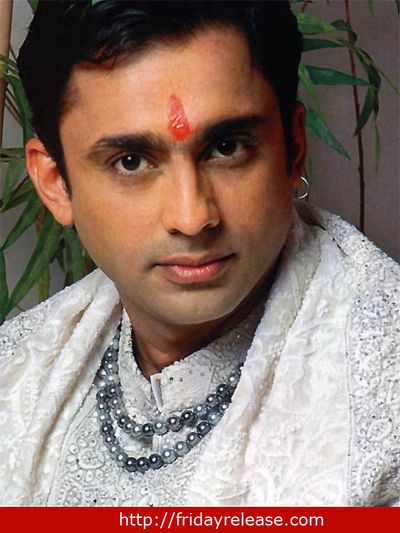 Anuj Saxena Photo