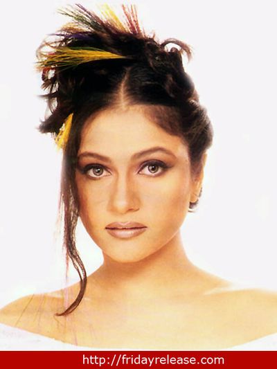 Gracy Singh Photo