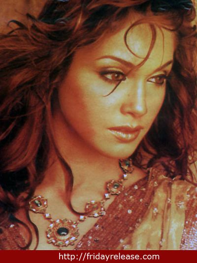 Isha Koppikar Photo