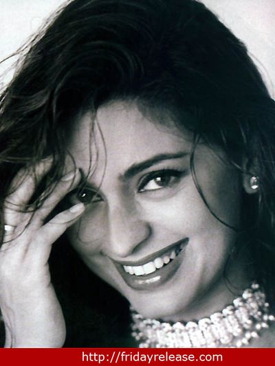 Juhi Chawla Photo