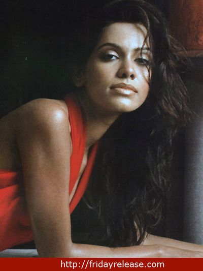 Natasha Suri Photo