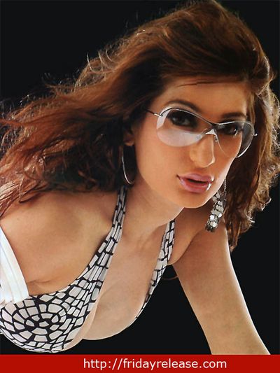 Negar Khan Photo