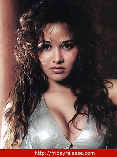 Nisha Kothari Photo
