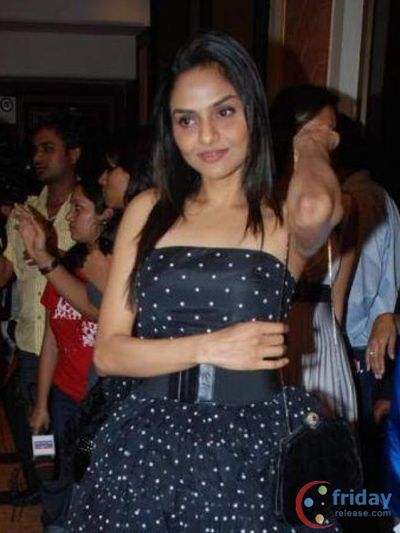 Madhoo Photo