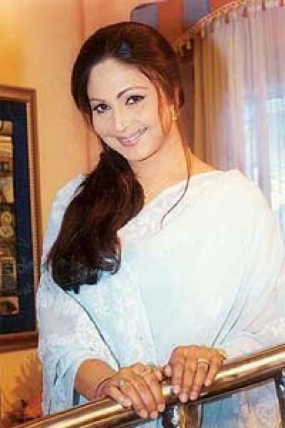 Rati Agnihotri Photo