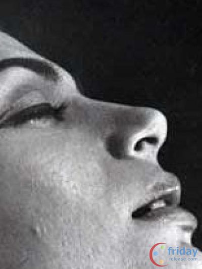 Simi Garewal Photo