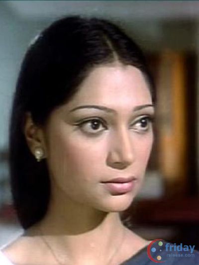 Simi Garewal Photo