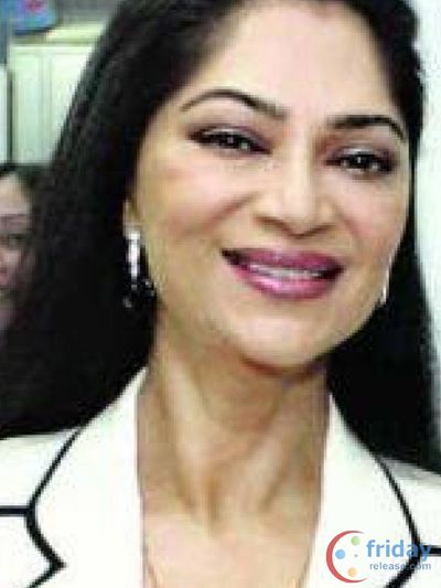 Simi Garewal Photo