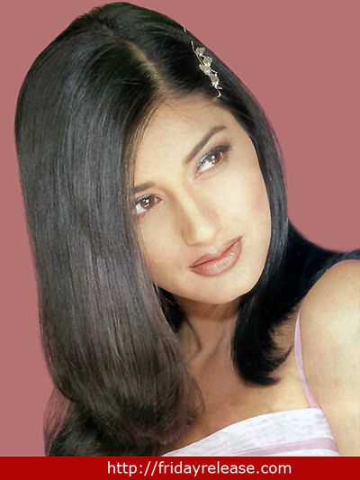 Sonali Bendre Photo