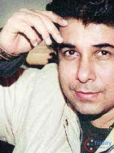 Deepak Tijori Photo