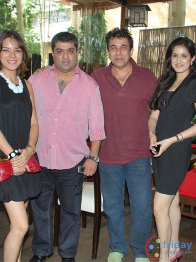 Deepak Tijori Photo
