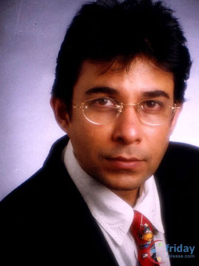Deepak Tijori Photo