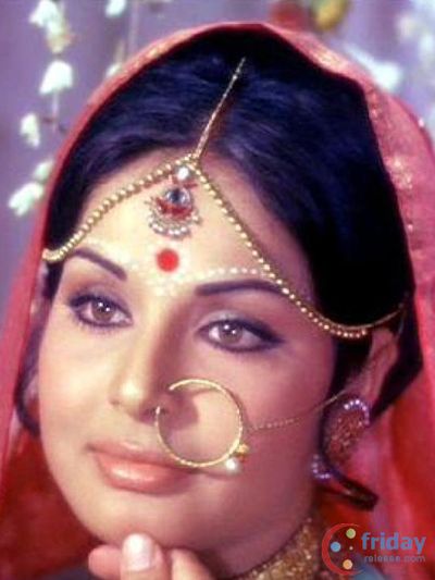 Rakhee Photo