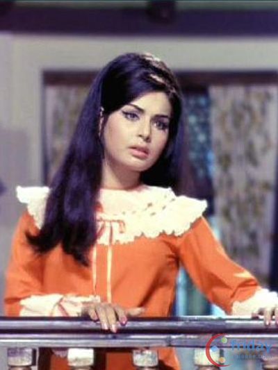 Rakhee Photo