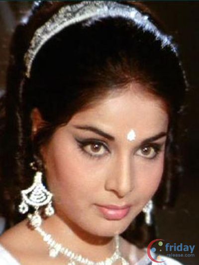 Rakhee Photo