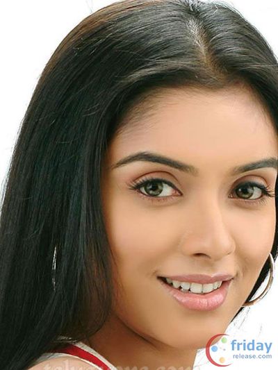 Asin Thottumkal Photo