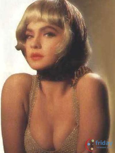 Pooja Bhatt Photo