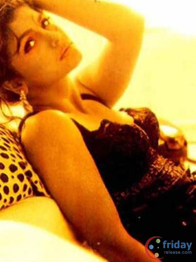 Pooja Bhatt Photo