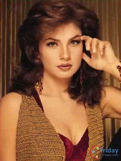 Pooja Bhatt Photo