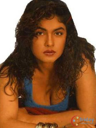 Pooja Bhatt Photo