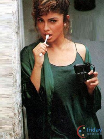 Pooja Bhatt Photo