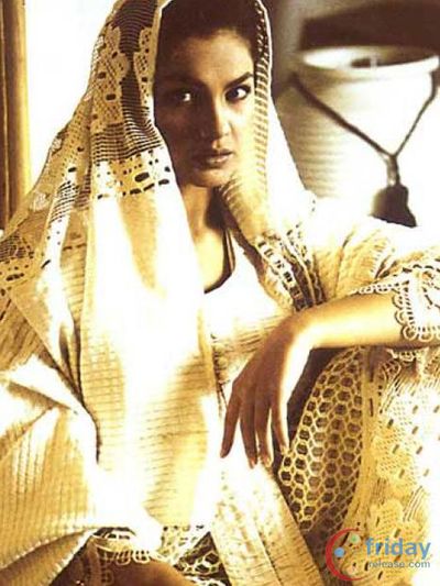 Pooja Bhatt Photo