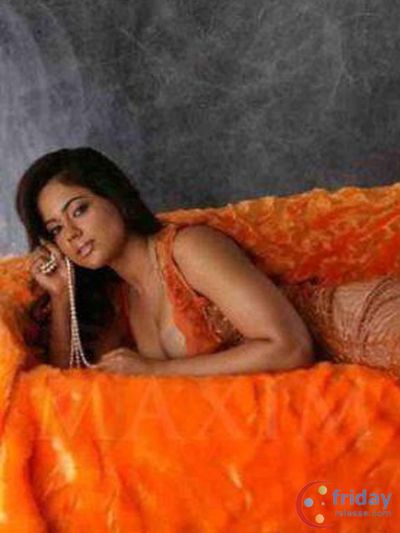 Sameera Reddy Photo