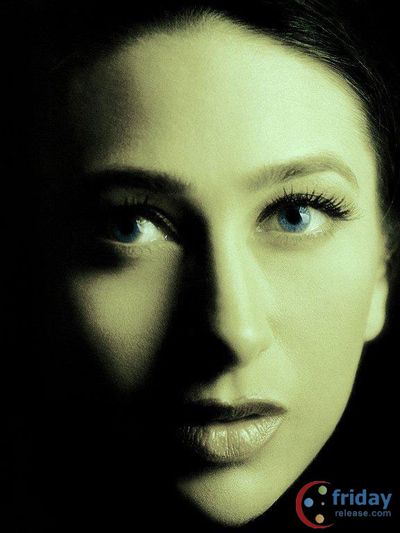 Karisma Kapoor Photo