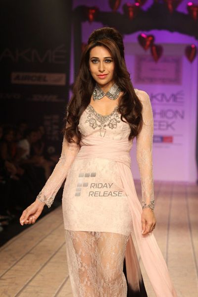 Karisma Kapoor Photo