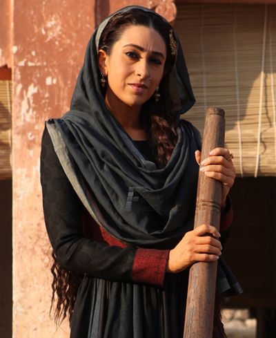Karisma Kapoor Photo