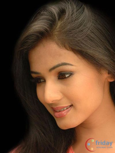 Sonal Chauhan Photo