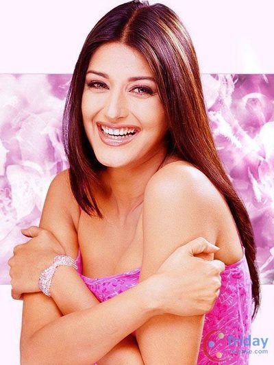 Sonali Bendre Photo