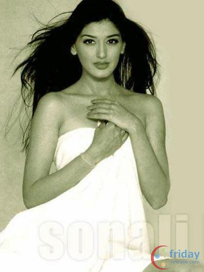 Sonali Bendre Photo