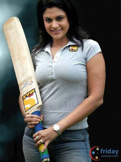 Mandira Bedi Photo