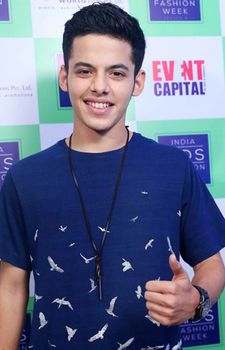 Darsheel Safary