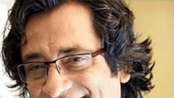 \'B.A. Pass\' director to work with Bhatt camp