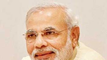 B-Town welcomes Narendra Modi, India's New Prime Minister