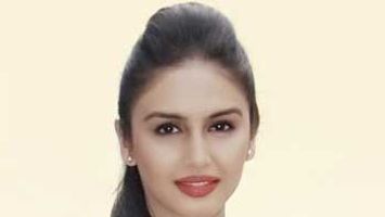 Huma Qureshi to essay tragedy-queen Meena Kumari?